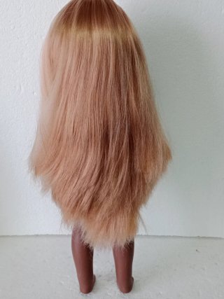 Muñeca pelo rubio ojos marrones,negra,copia nancyn