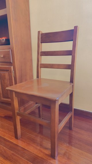 Mesa y 4 Sillas Madera Pino Maciza