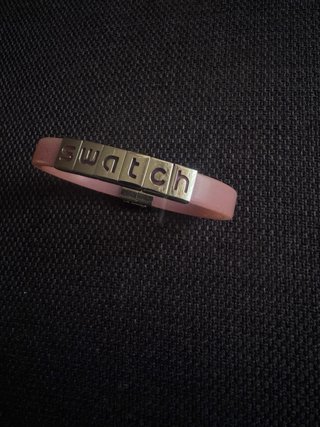Pulsera Swatch Rosa y Plateada