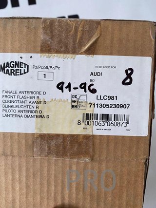 Intermitente Audi 80 LLC981 nuevo