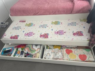 Cama nido blanca con cajones