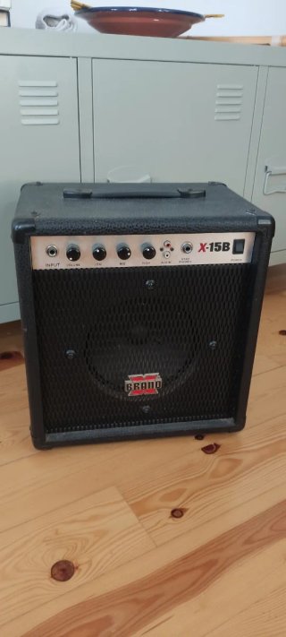 Amplificador Bajo BrandX (FENDER) X15-B