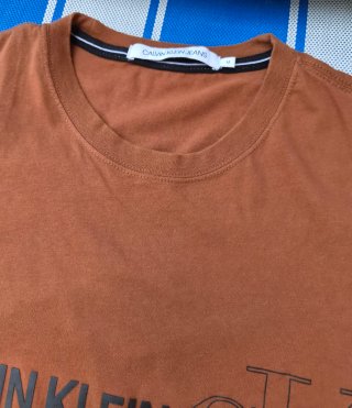 T-shirt Calvin Klein Jeans arancione M