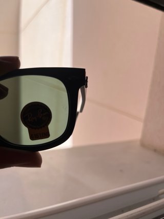 Gafas de sol negras