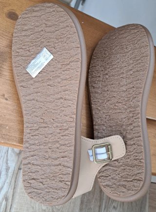 Sandalias Beige Talla 41