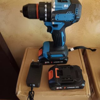 Cargador Batería 21V Pin Makita
