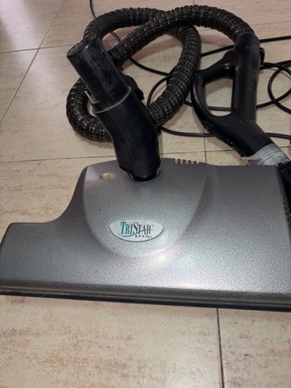 Aspirador Tristar Plata