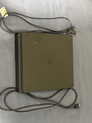 PS4 500GB Negra + 2 Cables HDMI y Alimentación