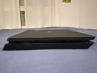 PS4 500GB Negra + 2 Cables HDMI y Alimentación