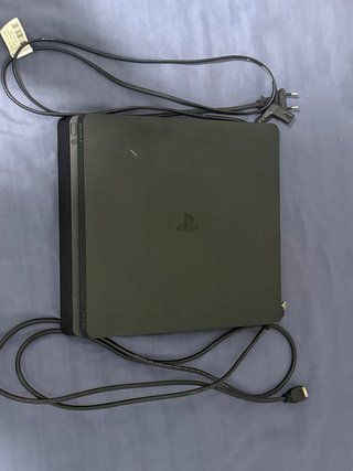 PS4 500GB Negra + 2 Cables HDMI y Alimentación