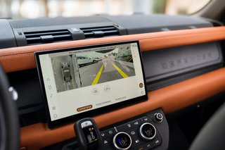 Land Rover Defender 2022