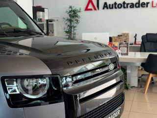 Land Rover Defender 2022