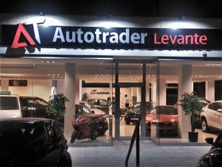 Land Rover Defender 2022