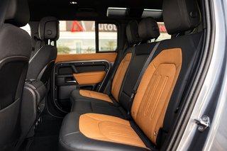Land Rover Defender 2022
