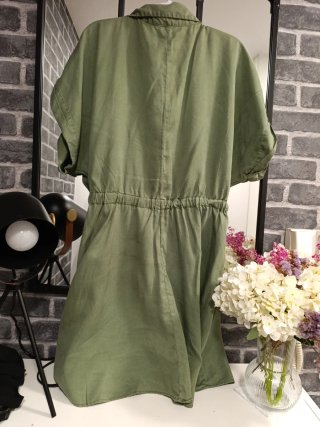 Vestido Zara verde militar talla L