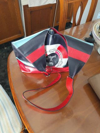 Bolso Poupeechic rayas azul, rojo y turquesa