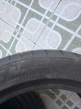 Neumáticos Michelin 225/45/17 94 Y