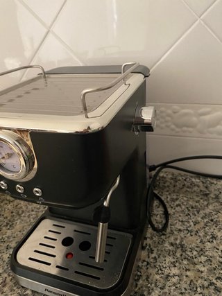 Cafetera Aeomjk Seminueva