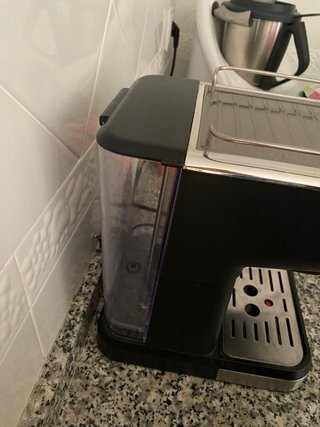 Cafetera Aeomjk Seminueva