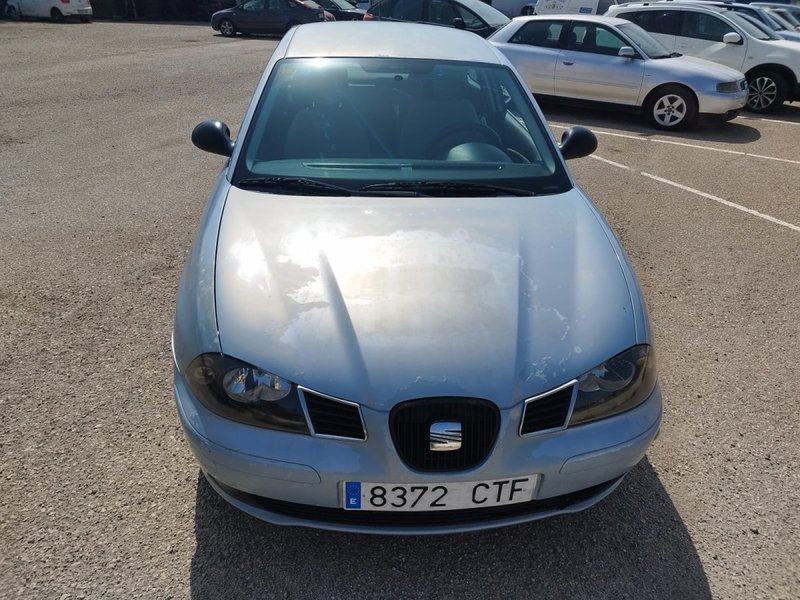 SEAT Ibiza 2004 - foto 1