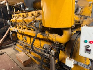 Grupo electrógeno Caterpillar 750 kvas Standby