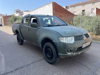 Mitsubishi L 200 2011 2.5 DID 136cv