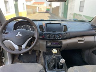 Mitsubishi L 200 2011 2.5 DID 136cv