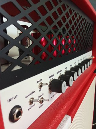 Amplificador a Válvulas tipo SLO30 Hecho a Mano