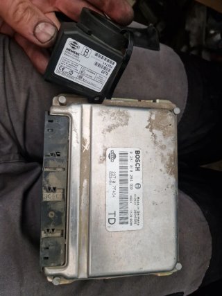 ECU Nissan Terrano 2 TD BOSCH 0281010284