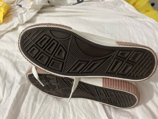 Zapatillas altas negras  y blancas talla 37