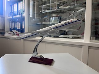 Maqueta Avión Air China B-1086