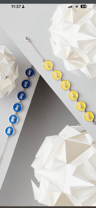 Pulsera Benetton azul con logo