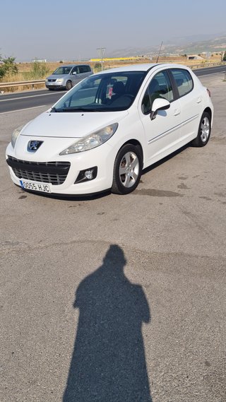 Peugeot 207 1.6 HDi 112 CV Active 5p – 156000 Km
