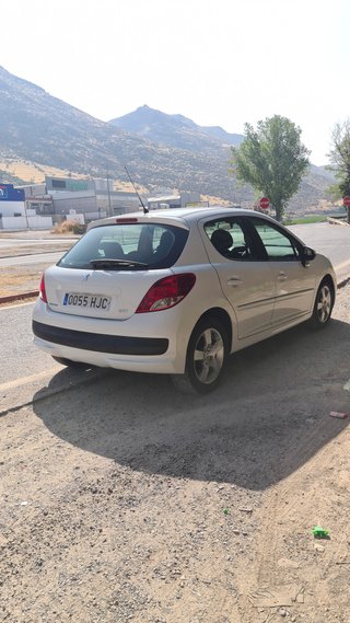 Peugeot 207 1.6 HDi 112 CV Active 5p – 156000 Km