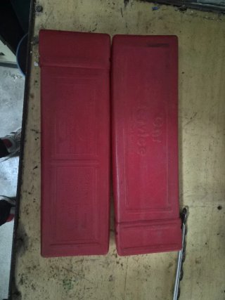 Triángulos de señalización DGT