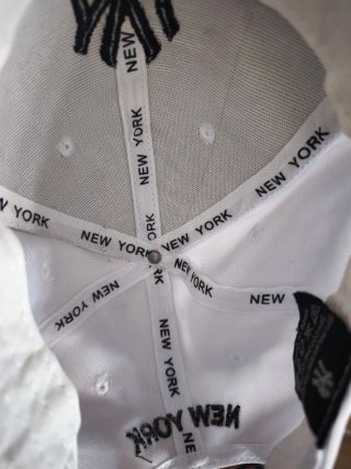 Gorra New York Yankees Negra y Blanca