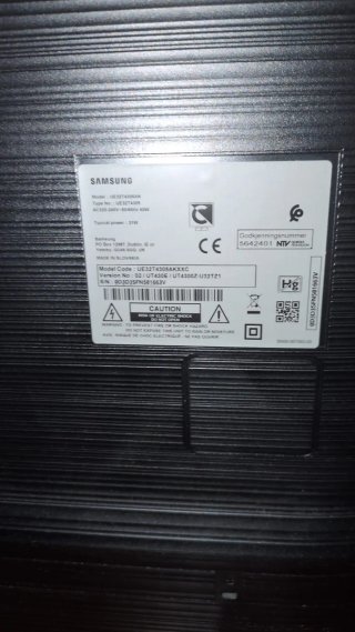 Smart TV Negra marca Samsung