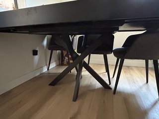 Mesa de jantar madeira maciça c/ pés ferro