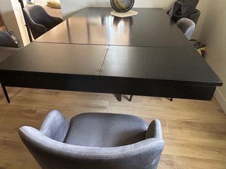 Mesa de jantar madeira maciça c/ pés ferro