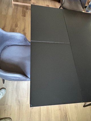 Mesa de jantar madeira maciça c/ pés ferro