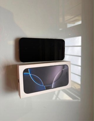iPhone 16 Pro Nero/Grigio
