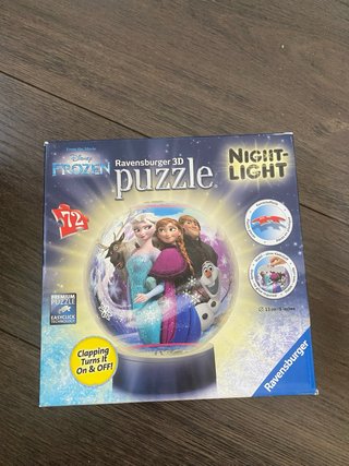 Puzzle 3D Ravensburger Frozen Lámpara Noche