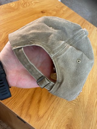 Gorra Black Rebel Beige y Negra