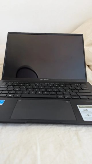 Portátil ASUS Zenbook 14 OLED in ottime condizioni