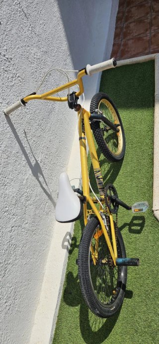 Bicicleta BMX B'TWIN Wipe 500 20"