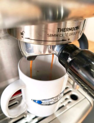 Cafetera Breville Barista Max Molinillo integral.