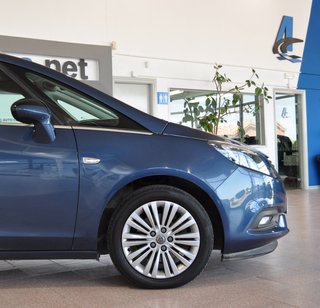 Opel Zafira Tourer 2016