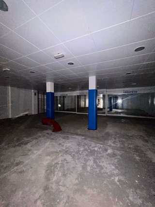 Local comercial en venta en Collblanc en Hospitalet de Llobregat, L´