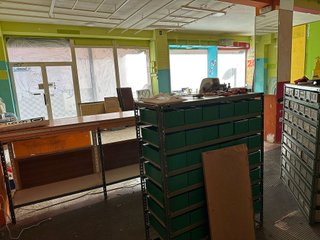 Local comercial en alquiler en Arcos en Madrid