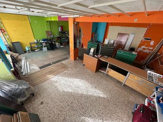 Local comercial en alquiler en Arcos en Madrid